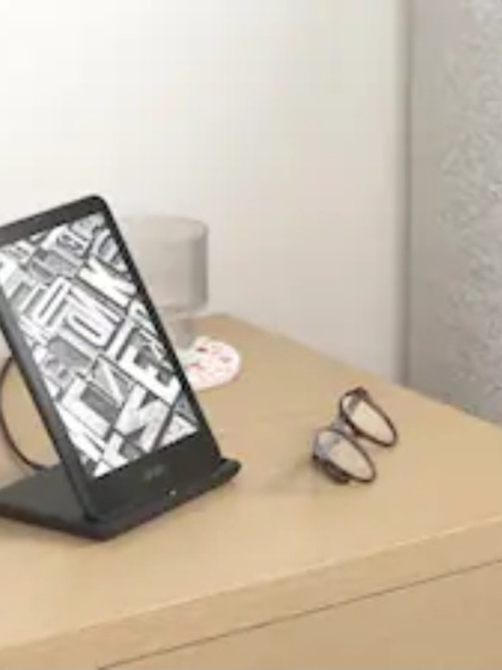 Anker - Wireless Charging Dock for Kindle Paperwhite Signature (2022 & 2024 )